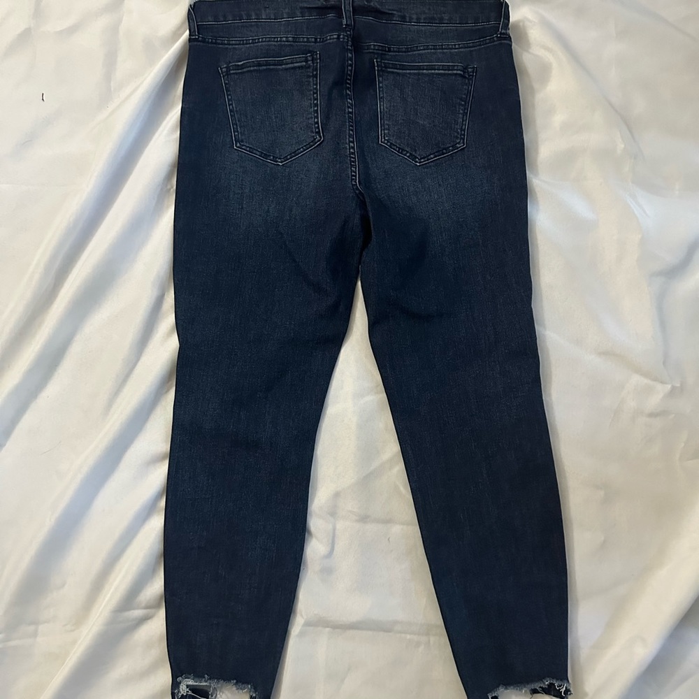 Jeans - Picture 2 of 3